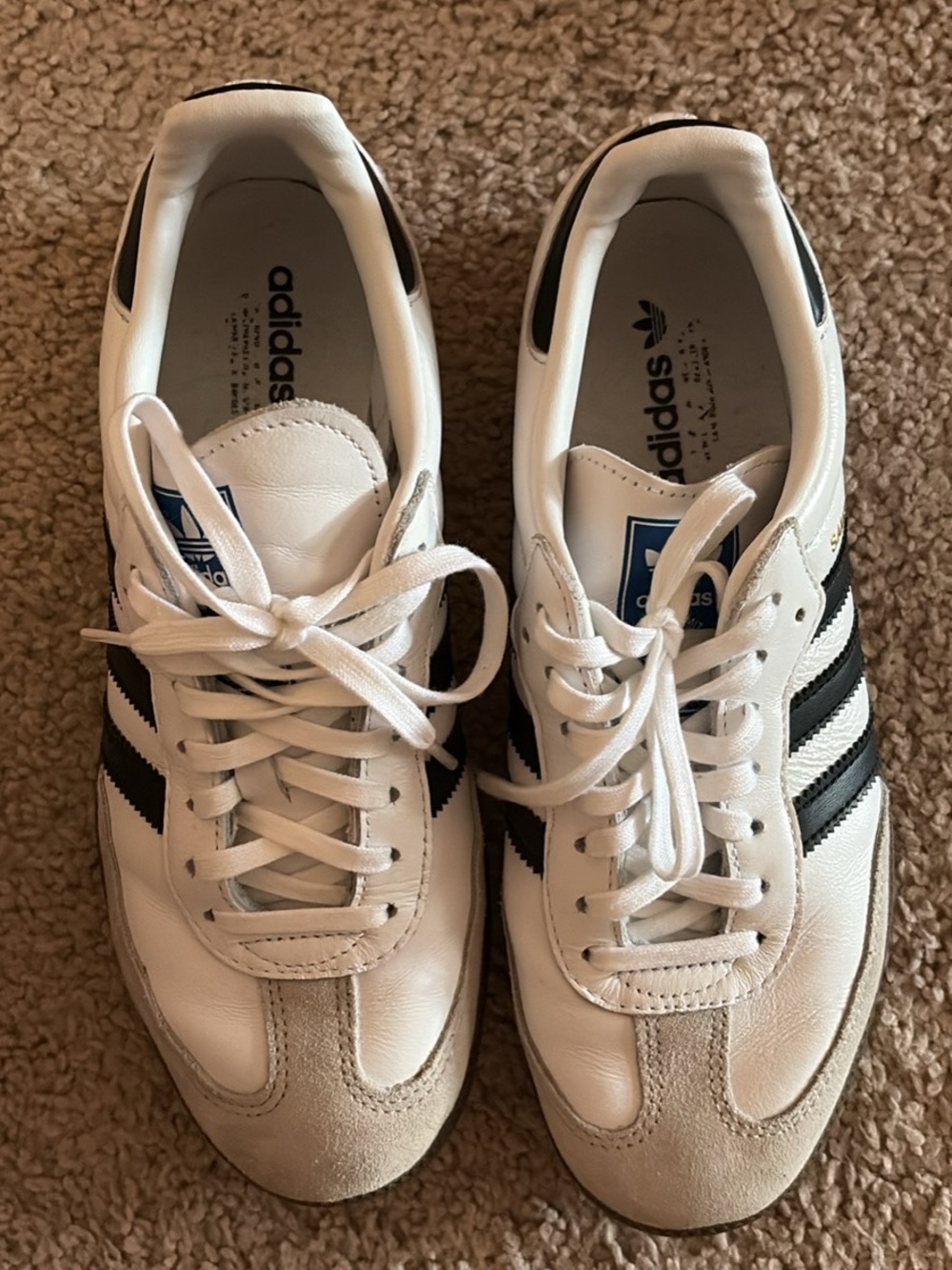 adidas Sambas